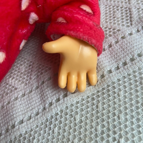 Cry Babies Tutti Frutti Ella the Strawberry Doll - Picture 9 of 14